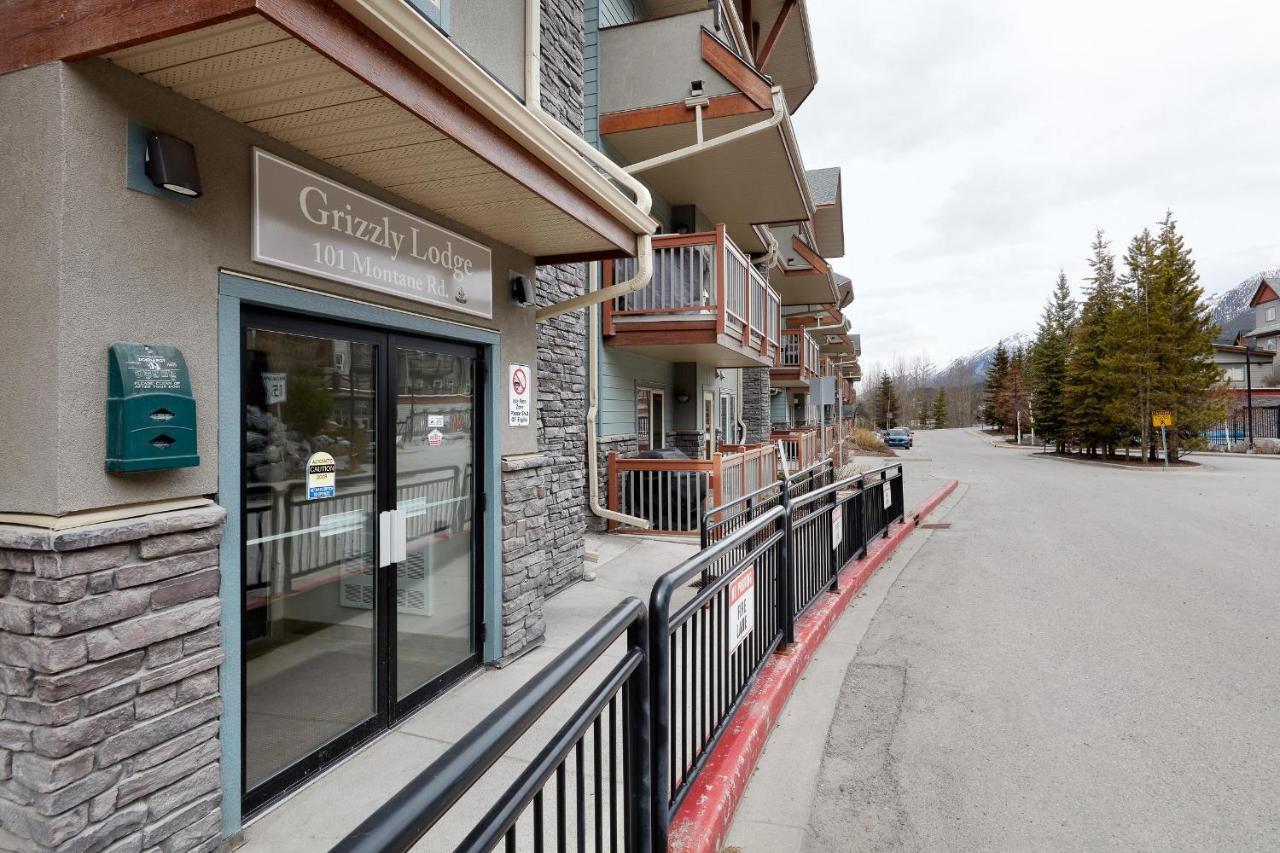 Newly Renovated Grizzly Lodge, Spacious 3Br 2Ba With Open Pool, Hot Tub Canmore Exterior foto